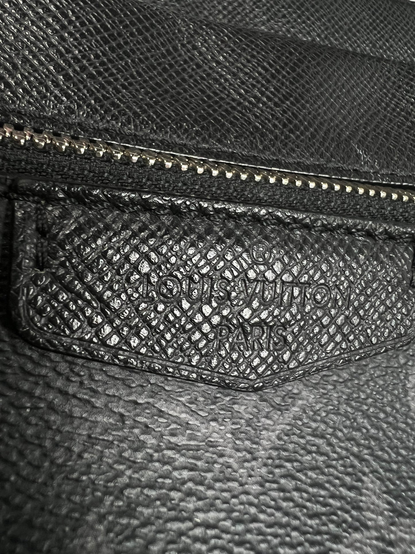 Louis Vuitton outdoor messenger Bag PM Monogram Black SZ:OS