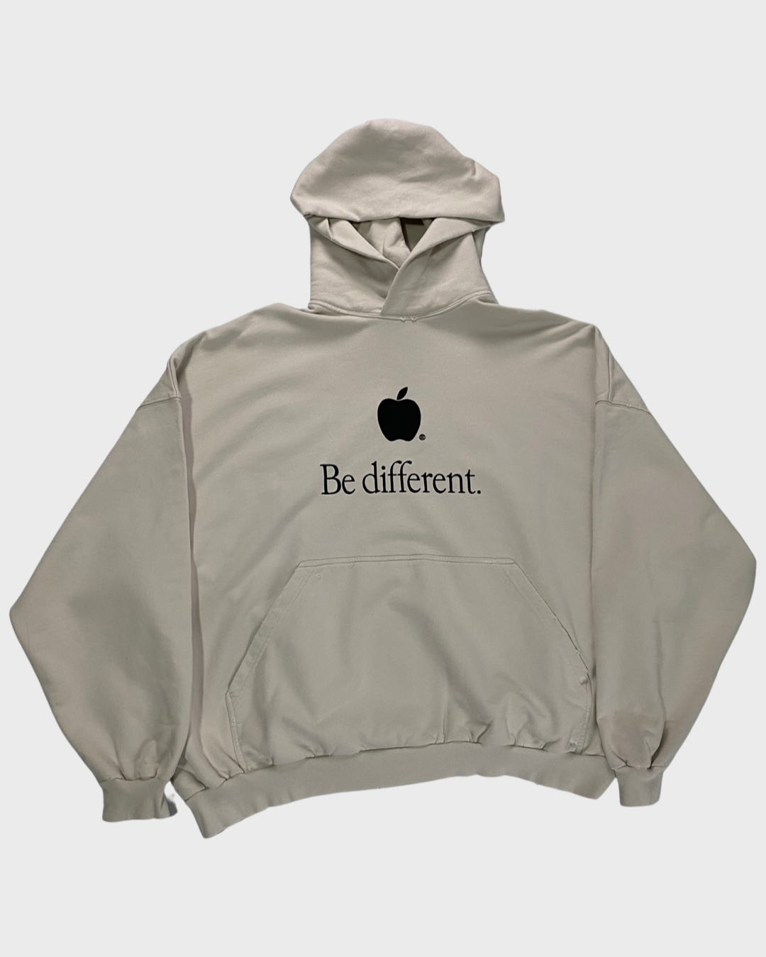 Balenciaga AW22 360° snowstorm show be different Apple hoodie