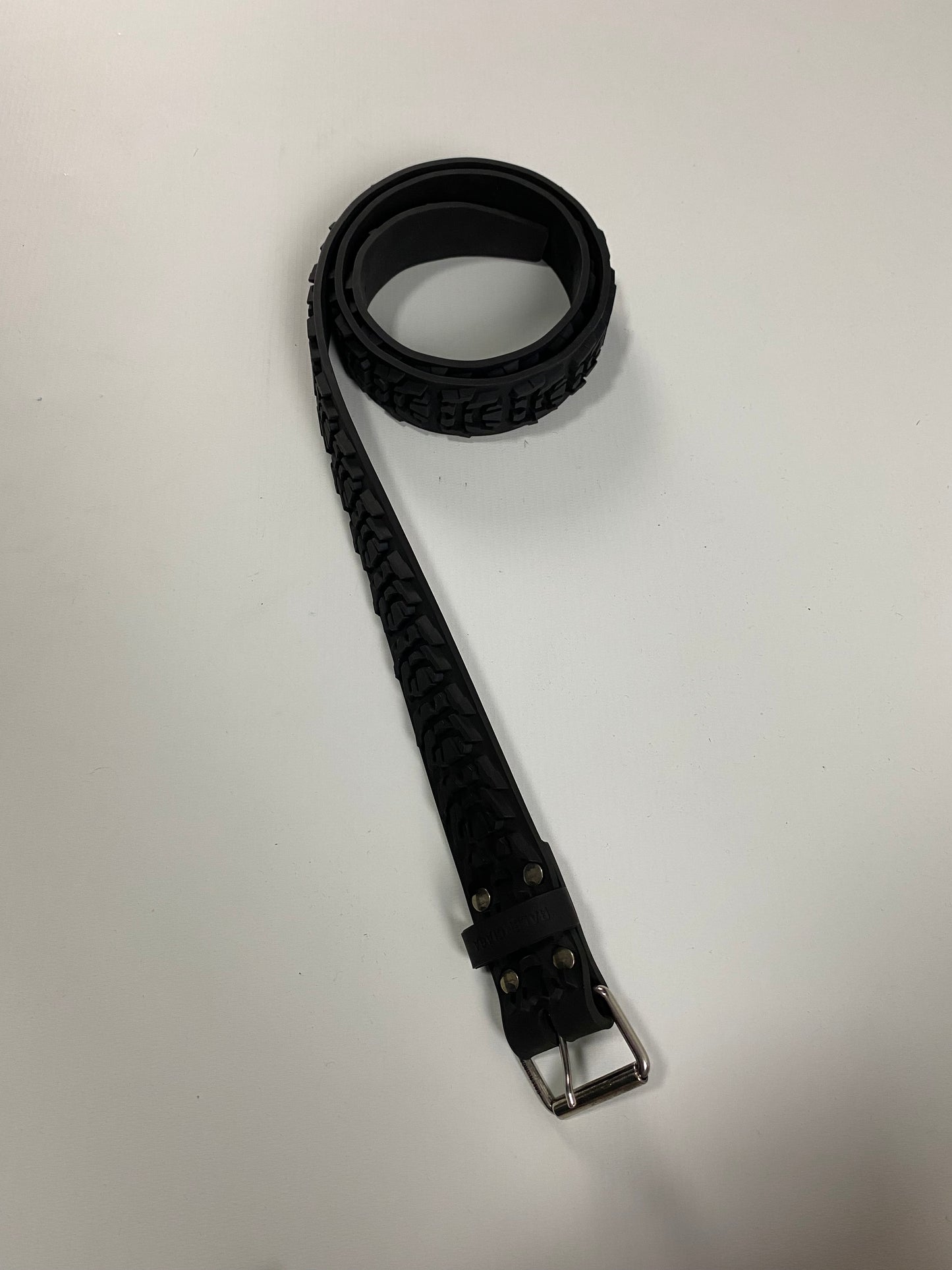 Balenciaga AW20 Tyre belt SZ:OS