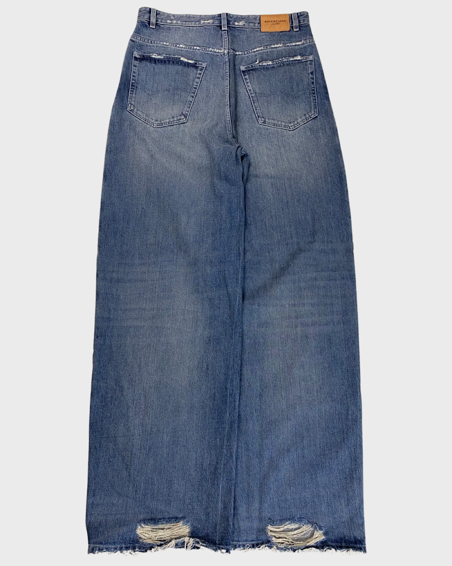 Balenciaga SS22 baggy distressed blue jeans SZ:S – Bankofgrails