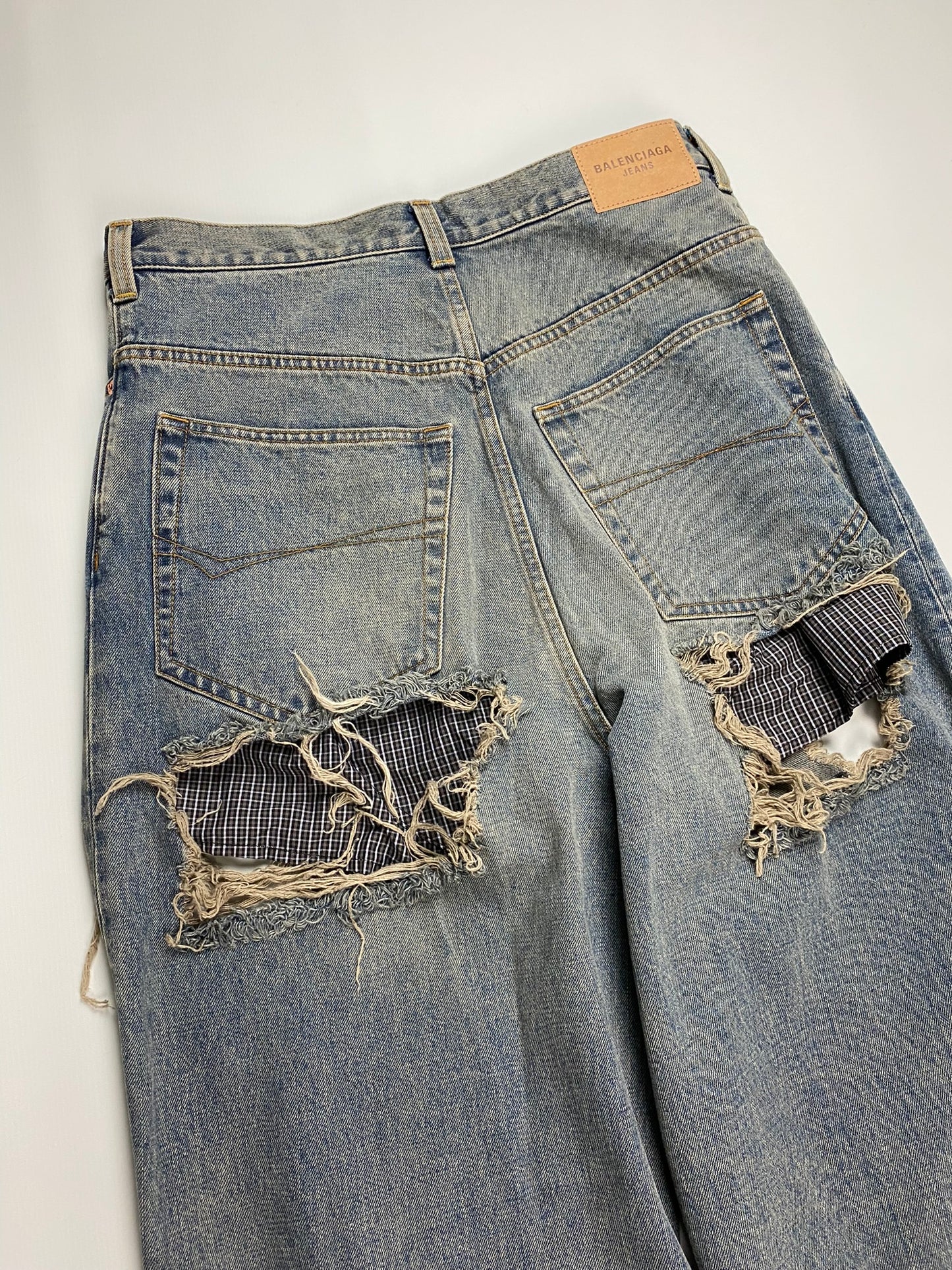 Balenciaga AW21 destroyed shredded torn boxers Jeans in blue SZ:S|M