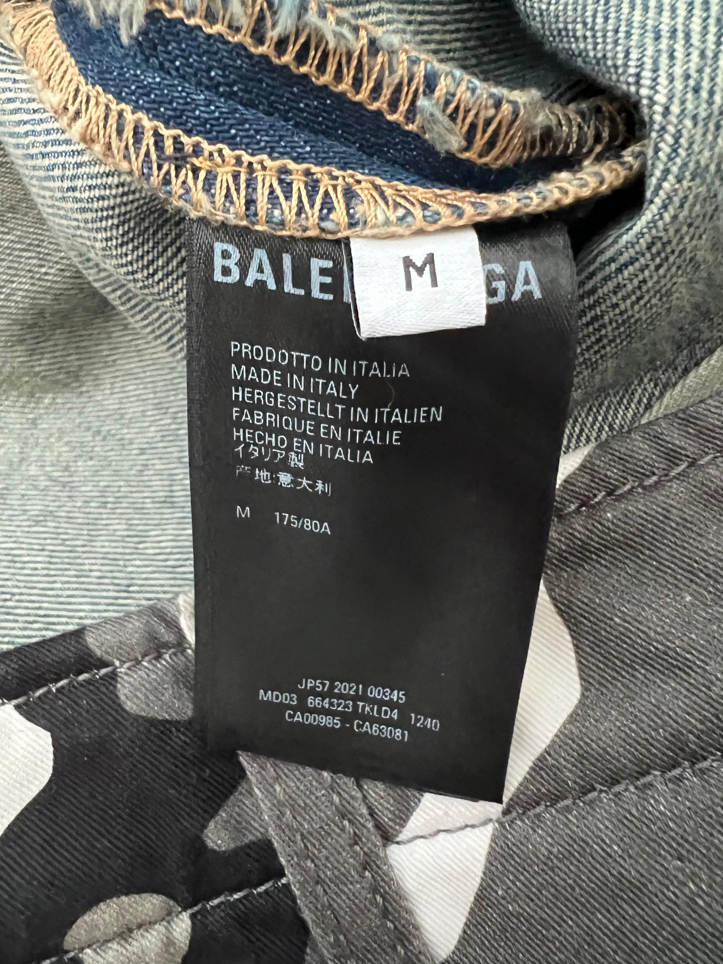 BALENCIAGA trompe loeil snow camo destroyed denim layered snow camo shorts SIZE:M