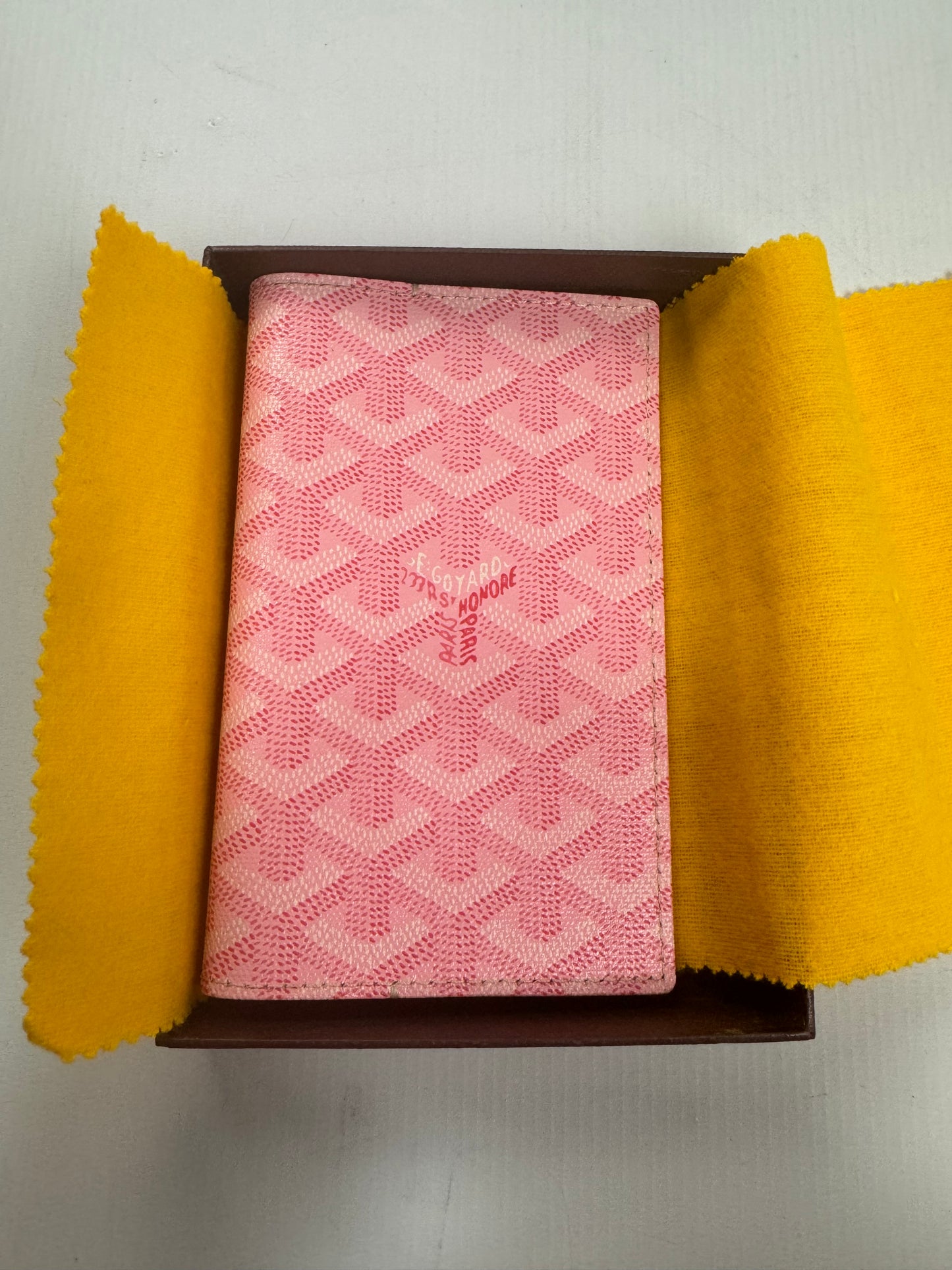 Goyard Japan Exclusive 2008 Sakura Pink Passport Holder SZ:OS