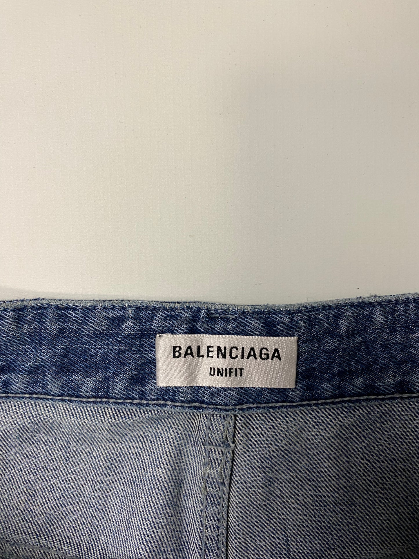 Balenciaga SS22 baggy distressed blue jeans SZ:S