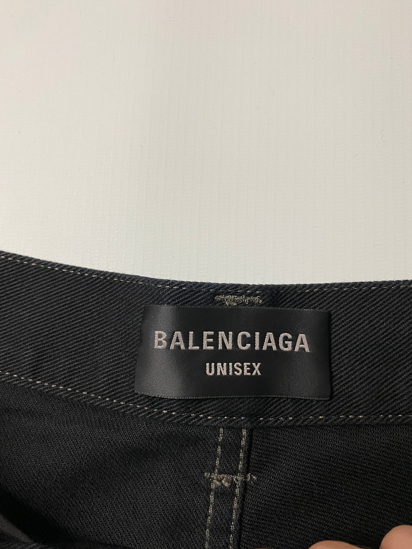 Balenciaga AW22 360° snowstorm show runway large baggy jeans in black SZ:XS