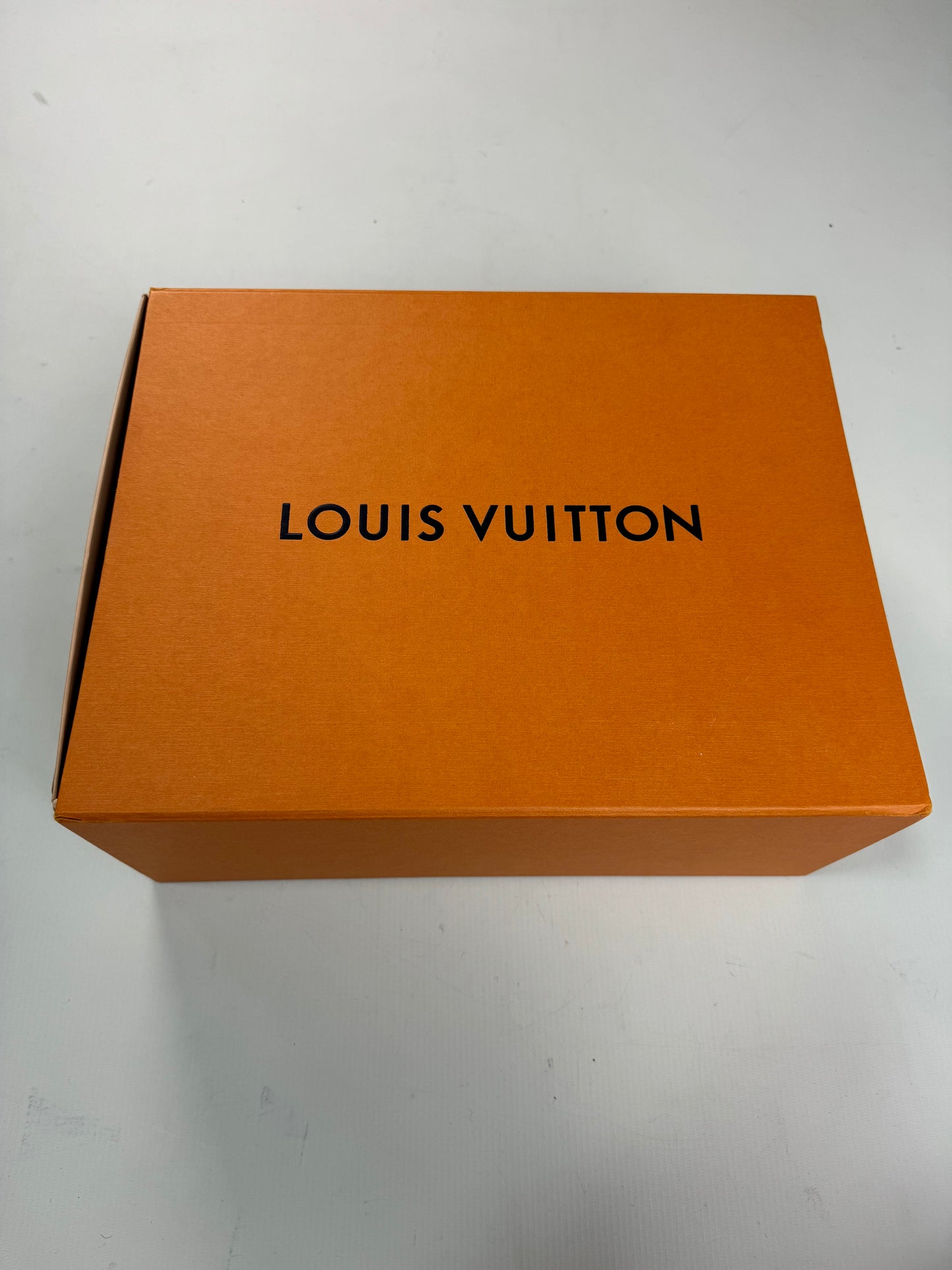 Louis Vuitton LV skate sneakers in beige & white SZ:LV10.5