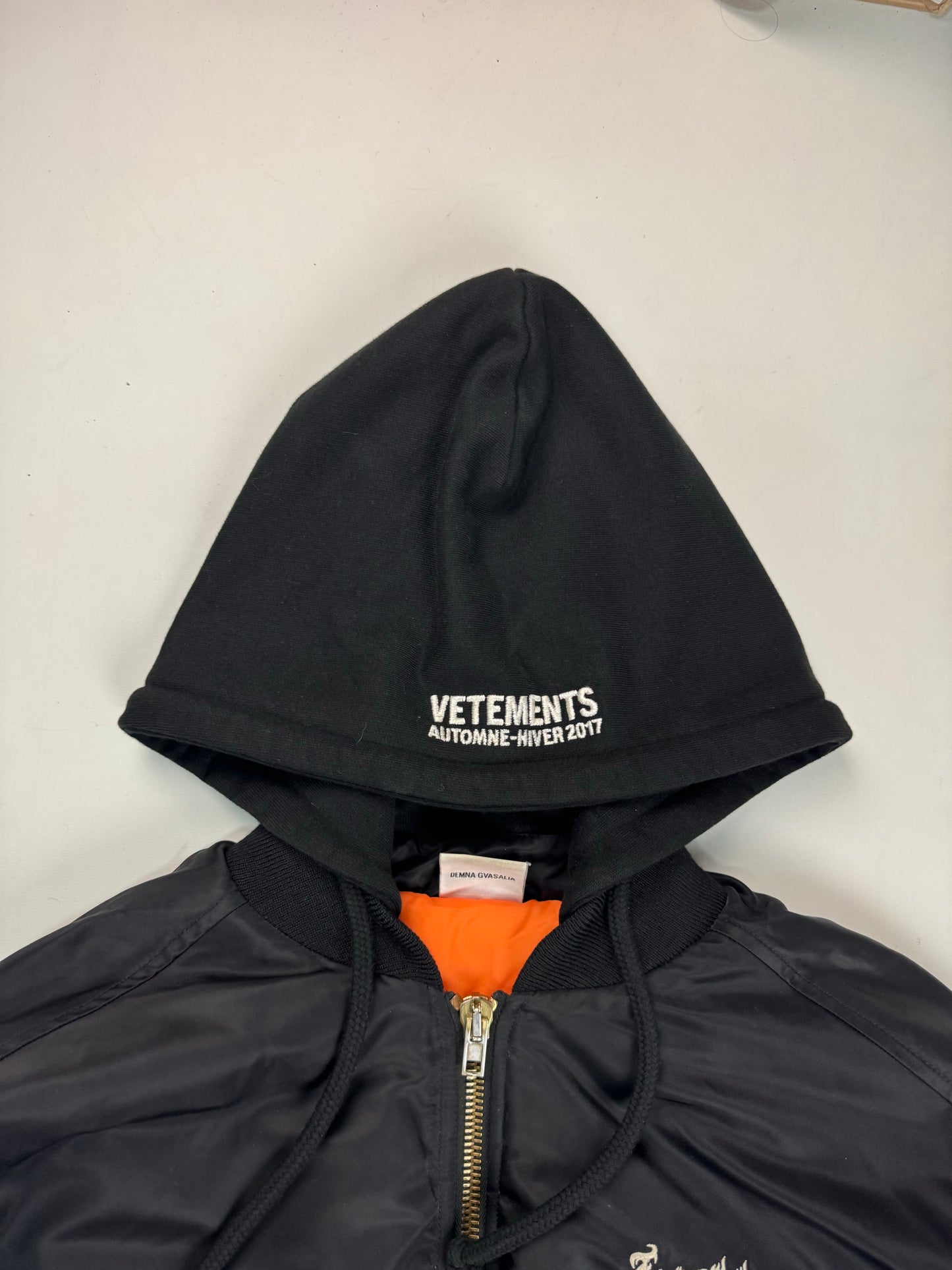Vetements AW16 TFD / Total Fucking Darkness cropped version black SZ:S