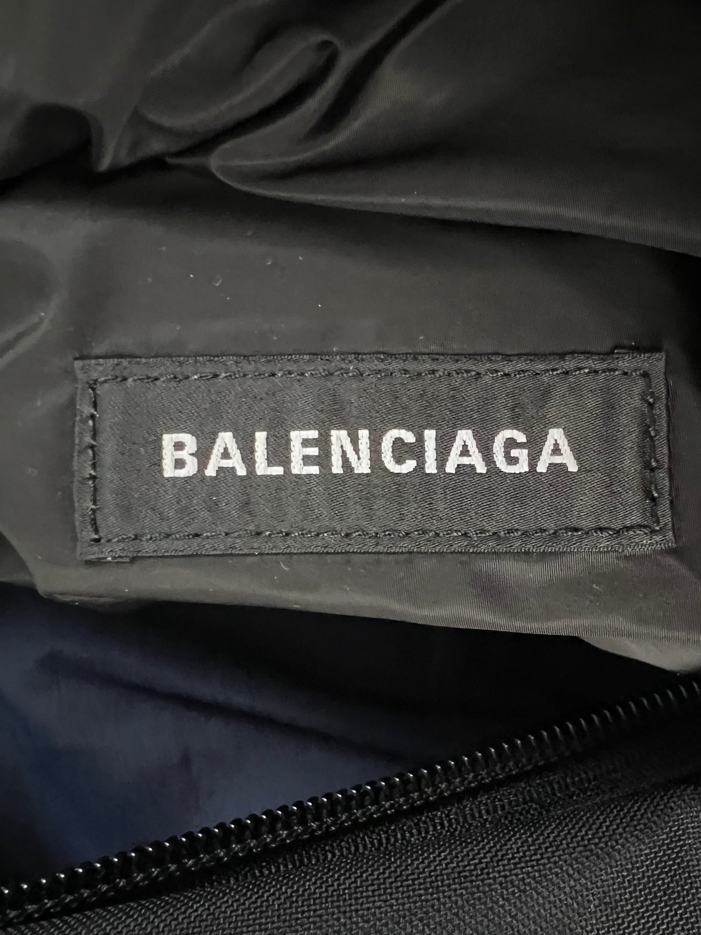 Balenciaga Sporty B 2in1 transformer Jacket & Fanny Pack Bag SZ:M
