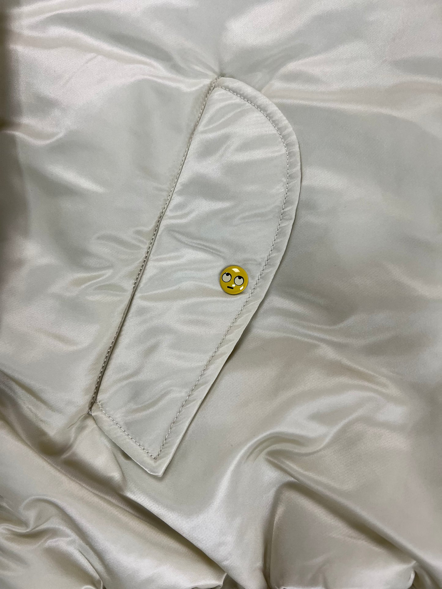 Vetements AW18 black emoji buttons Bomber jacket reversible beige Creme black SZ:M