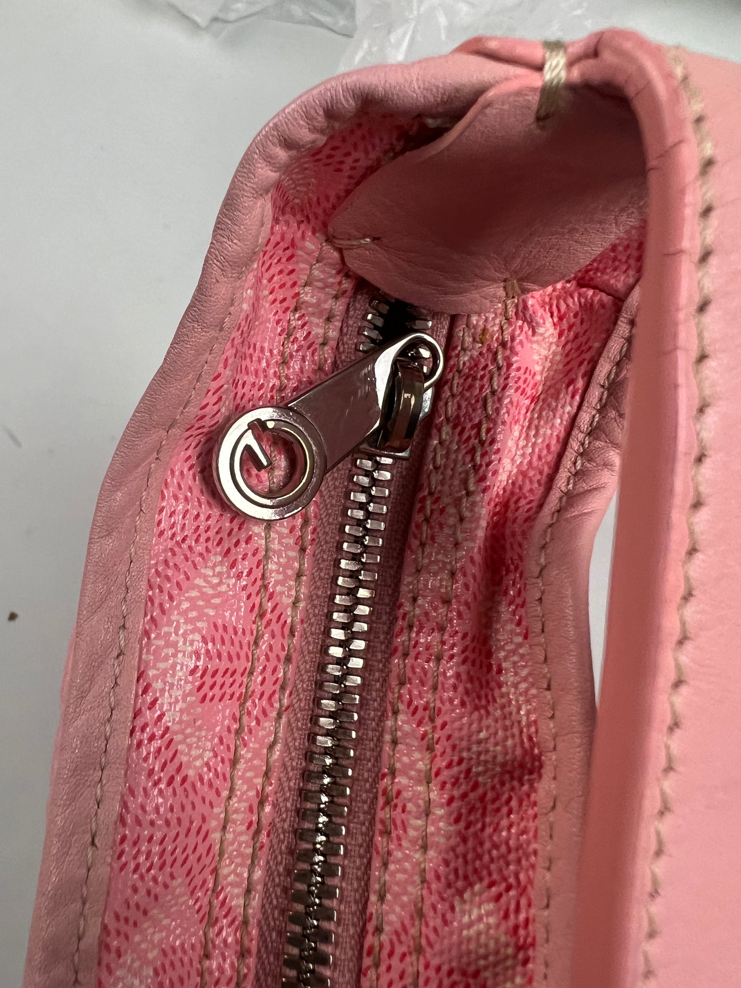 Goyard Limited Edition Fidji Hobo Bag Pink SZ:OS