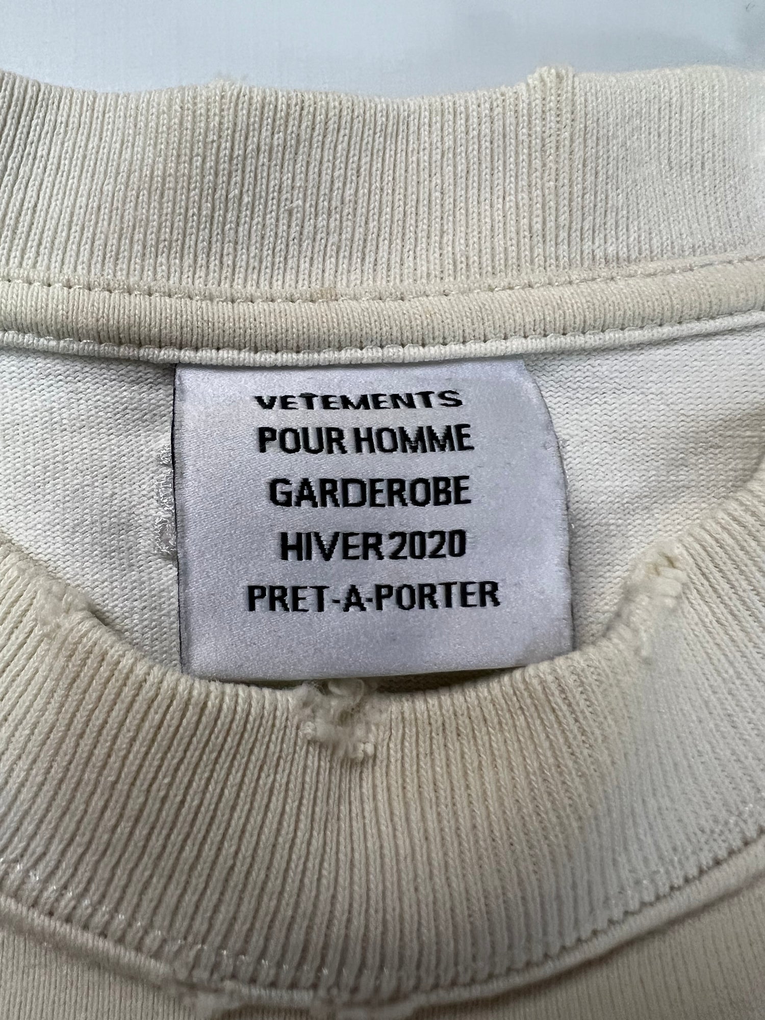 Vetements AW19 Silk Road Camel Long Sleeve T Shirt in white SZ XS