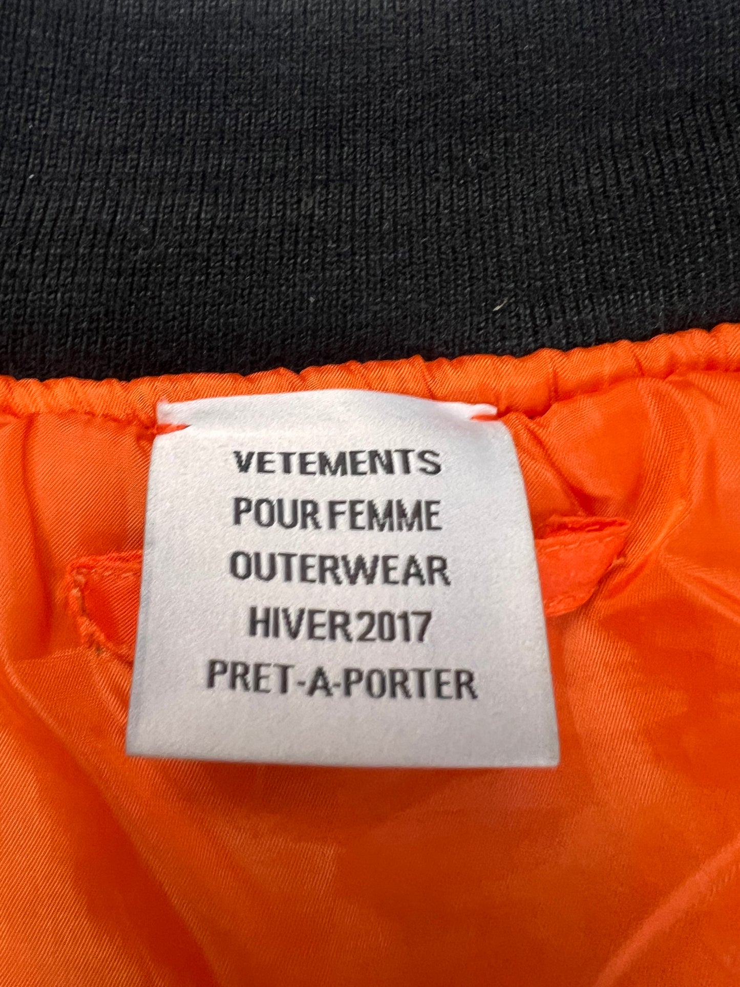 Vetements AW16 reworked MA1 bomberjacket Bomber SZ:OS