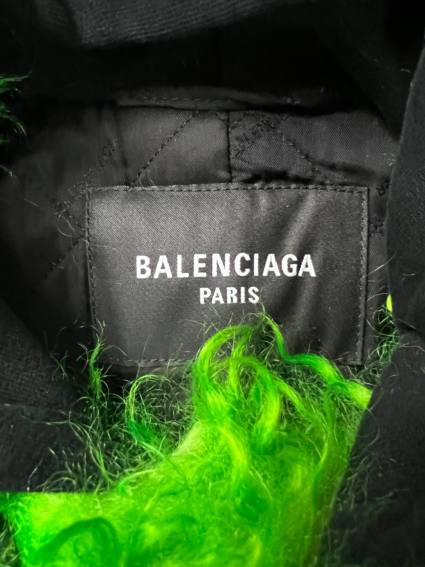 Balenciaga AW22 lost tape runway green faux fur furry Grinch Coat SZ:1