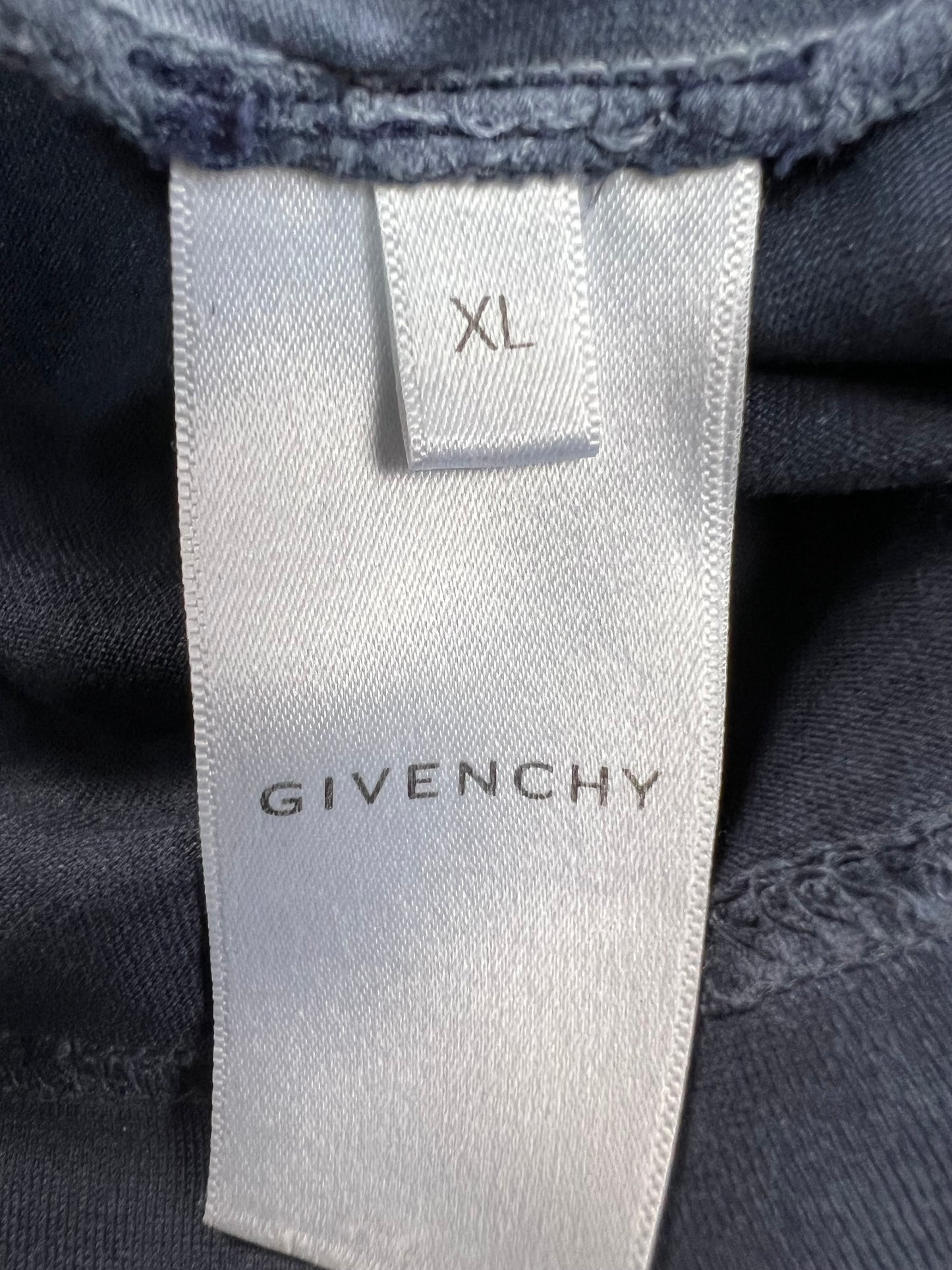 Givenchy Chito graffiti sprayed dog T-Shirt SZ:XL
