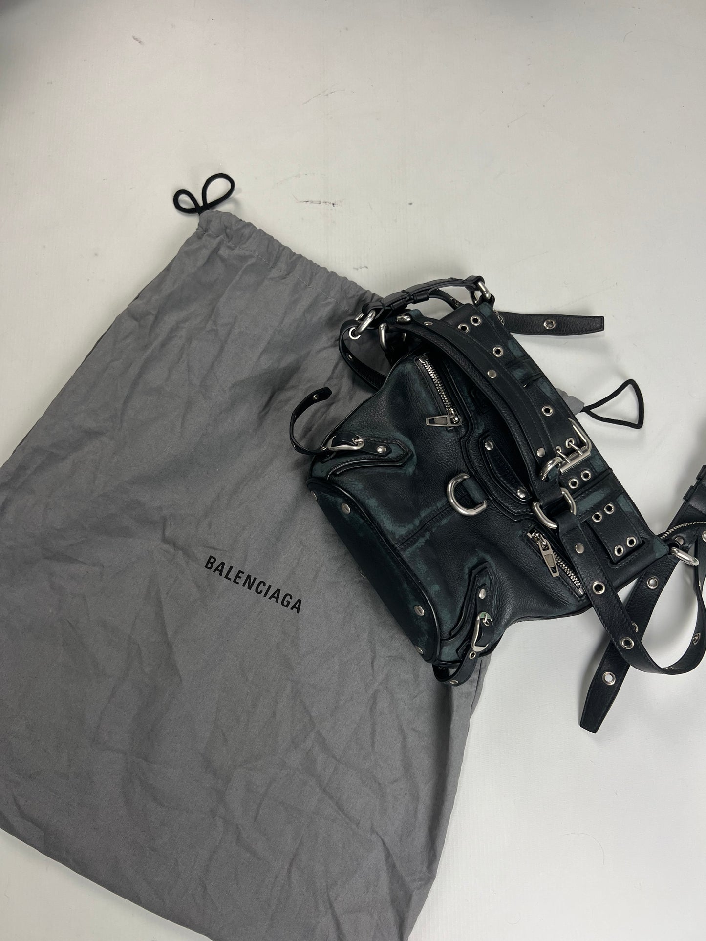 Balenciaga AW22 lost Tape emo bucket Bag SZ:OS