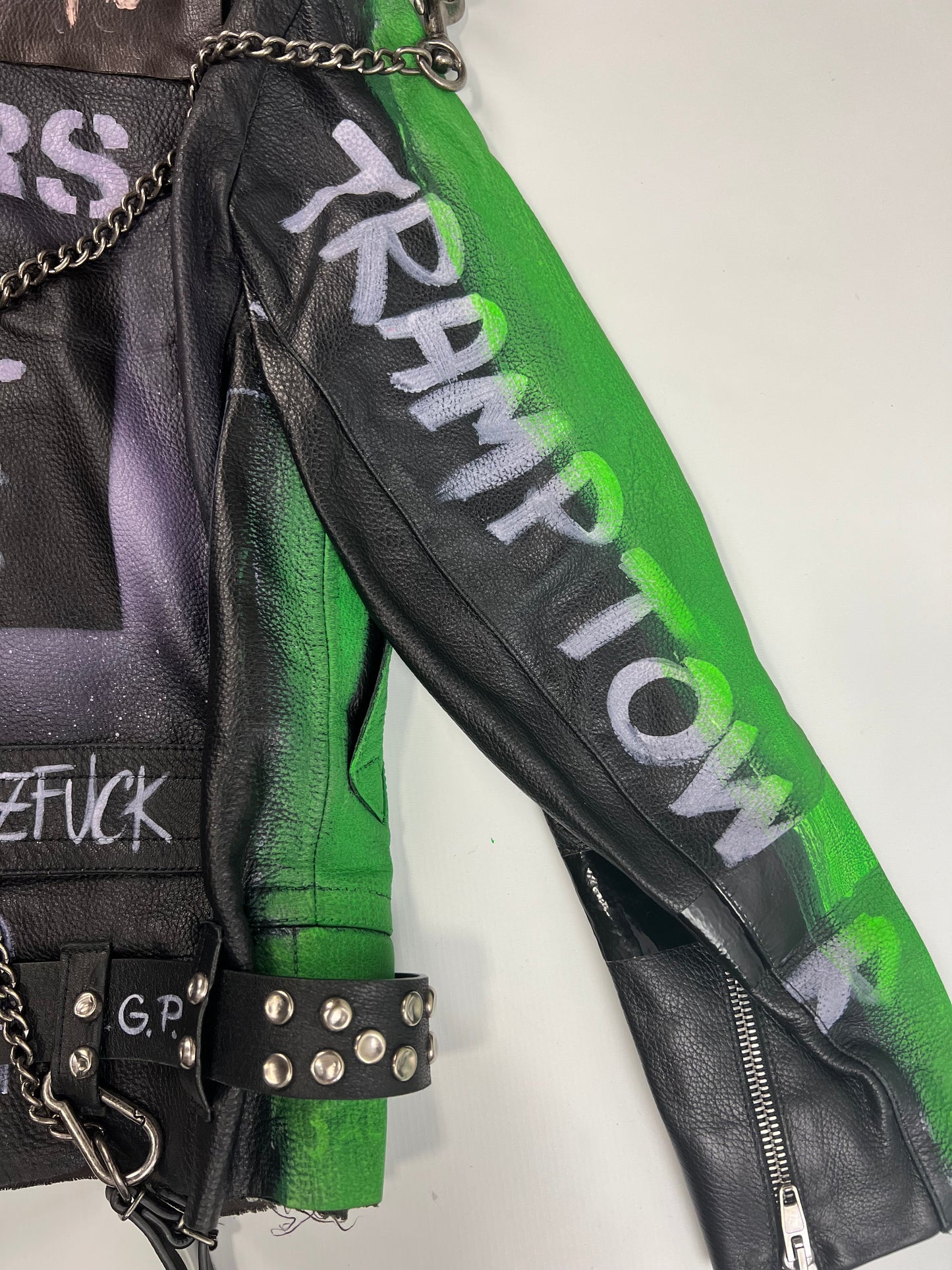 Vetements AW17 1of5  runway slime green perfecto sprayed punk leather Jacket SZ:L