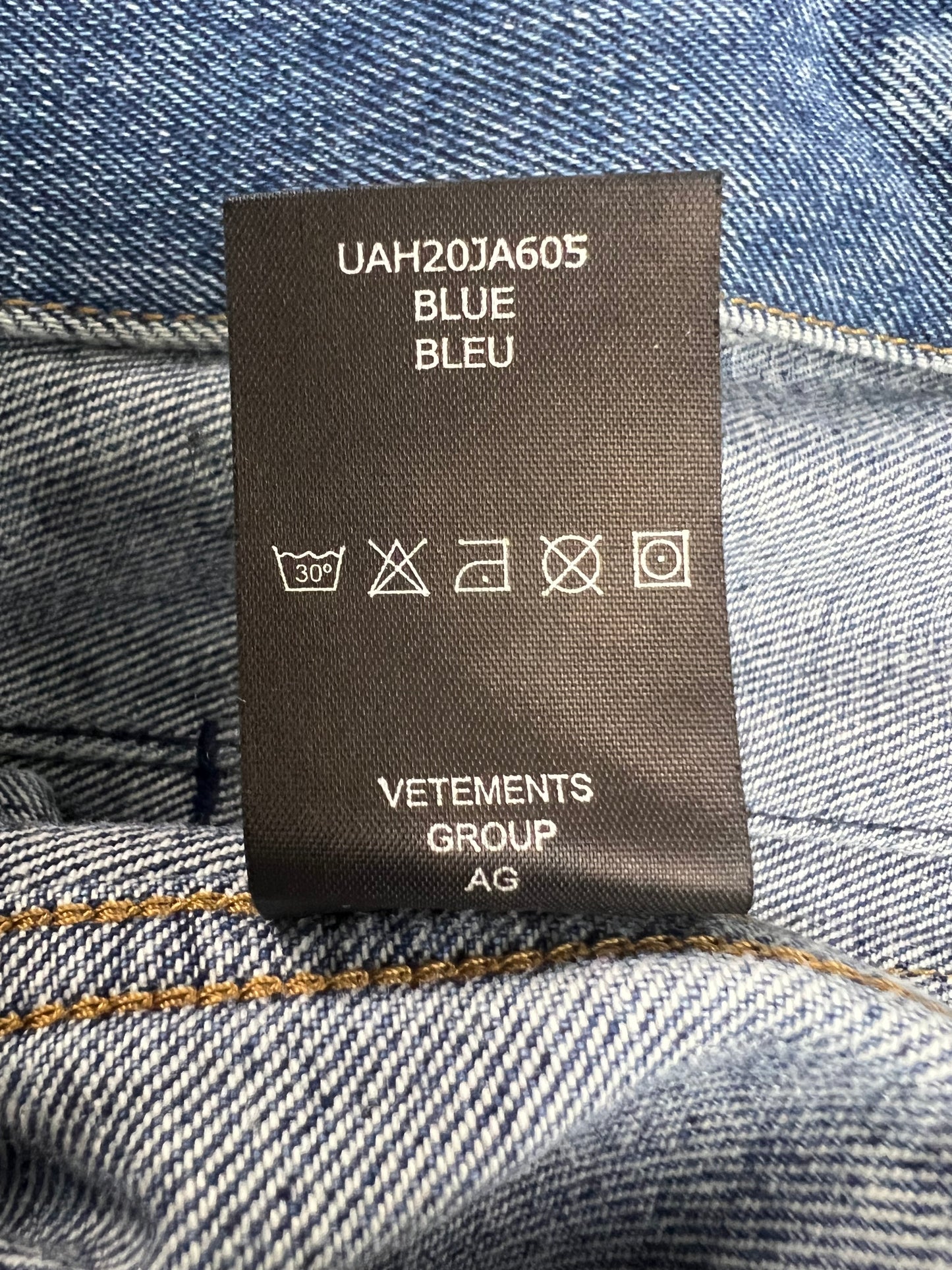 Vetements AW19 Error 404 clusterfuck denim Jacket SZ:S