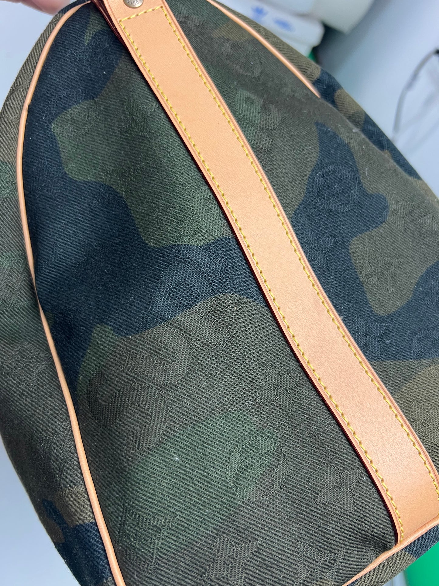 Louis Vuitton x Supreme SS17 CAMO KEEPALL TRAVEL Bag SZ:OS