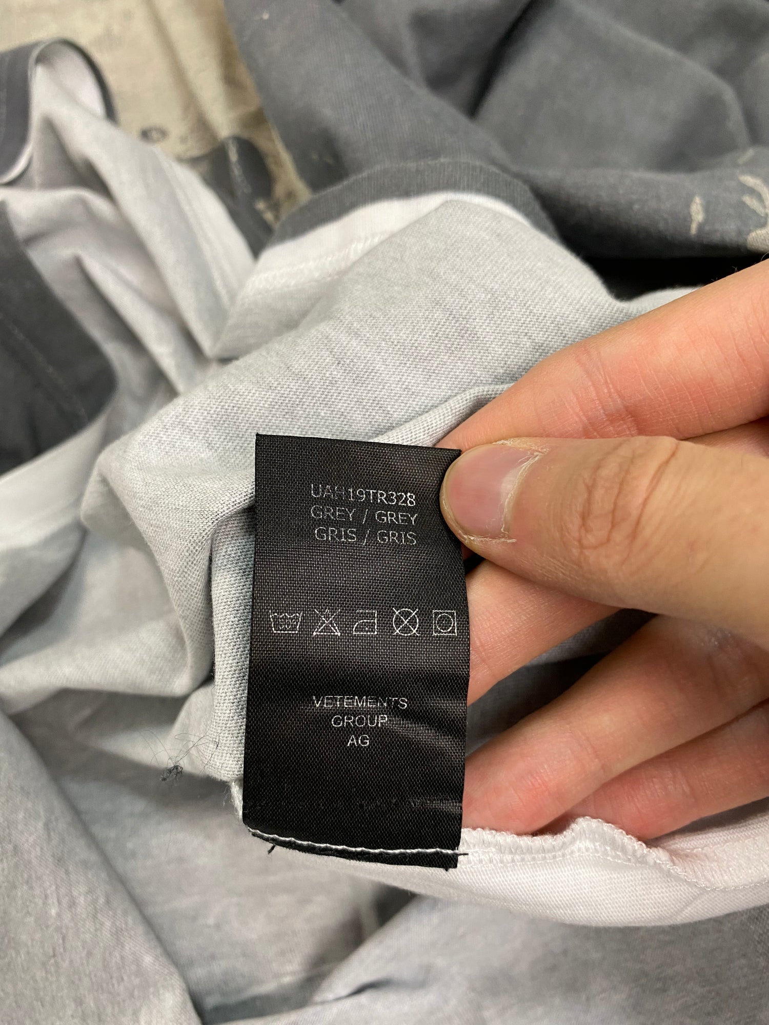 Vetements AW18 trompe loeil Rammstein Weltschmerz longsleeve t