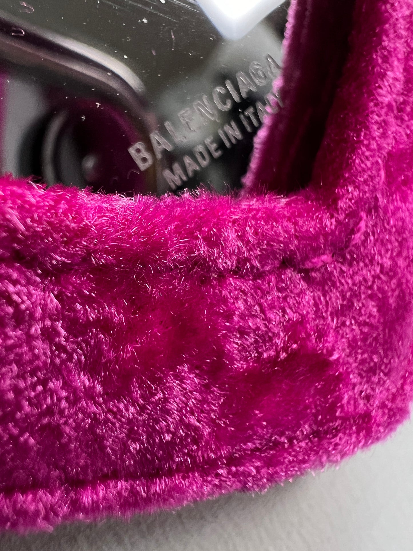 Balenciaga pink crushed velvet le cagole bow SZ:OS