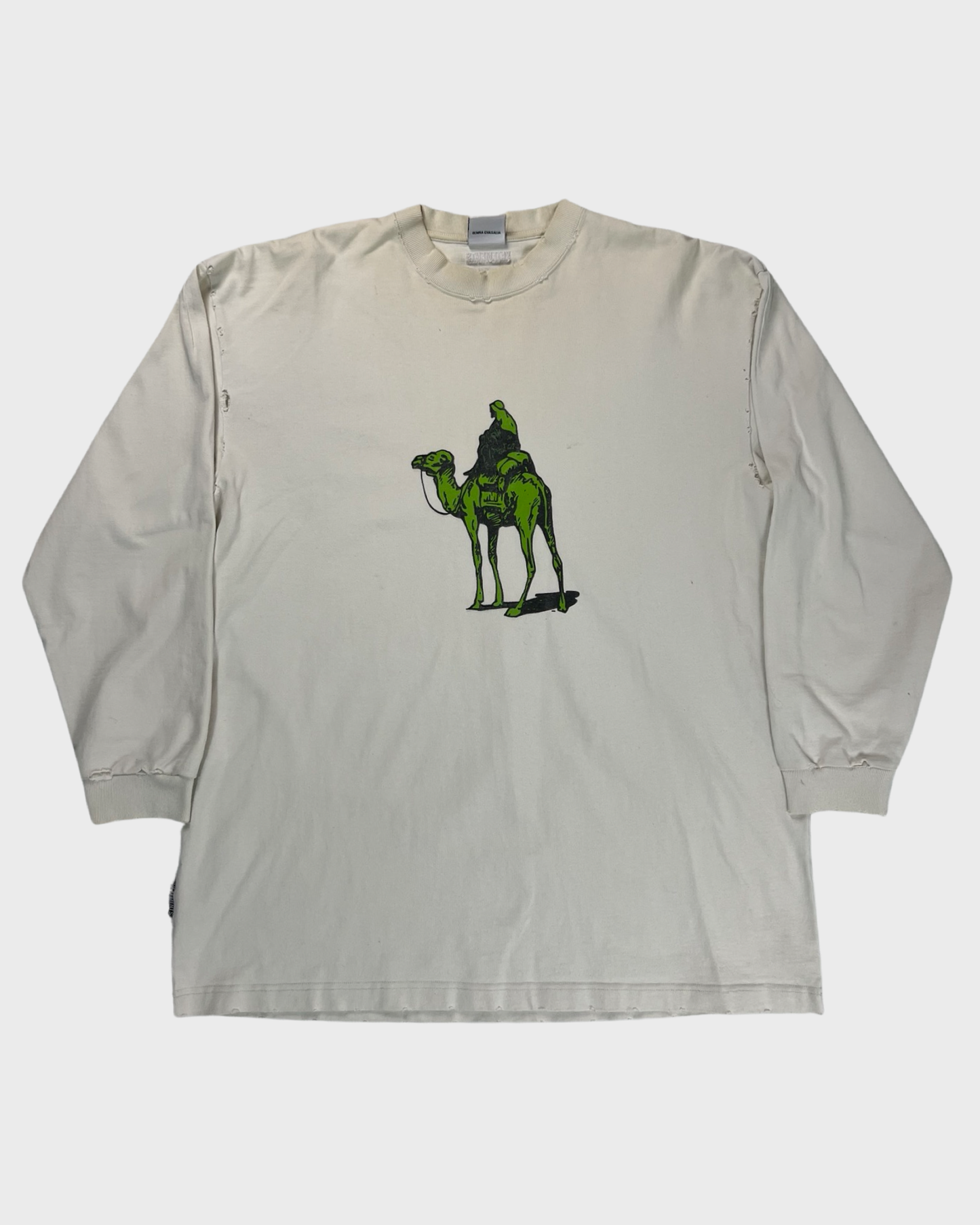 Vetements AW19 Silk Road Camel Long Sleeve T-Shirt in white SZ:XS