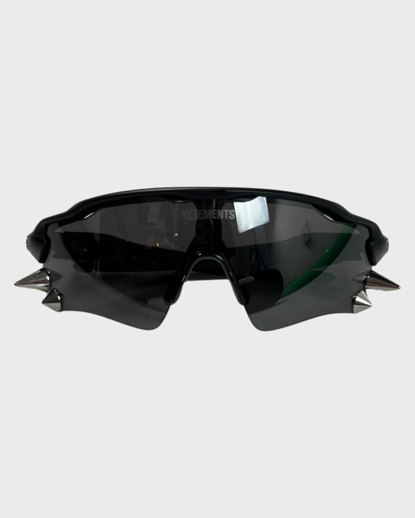 Vetements x Oakley 200 spiked Sunglasses shades in black SZ:OS