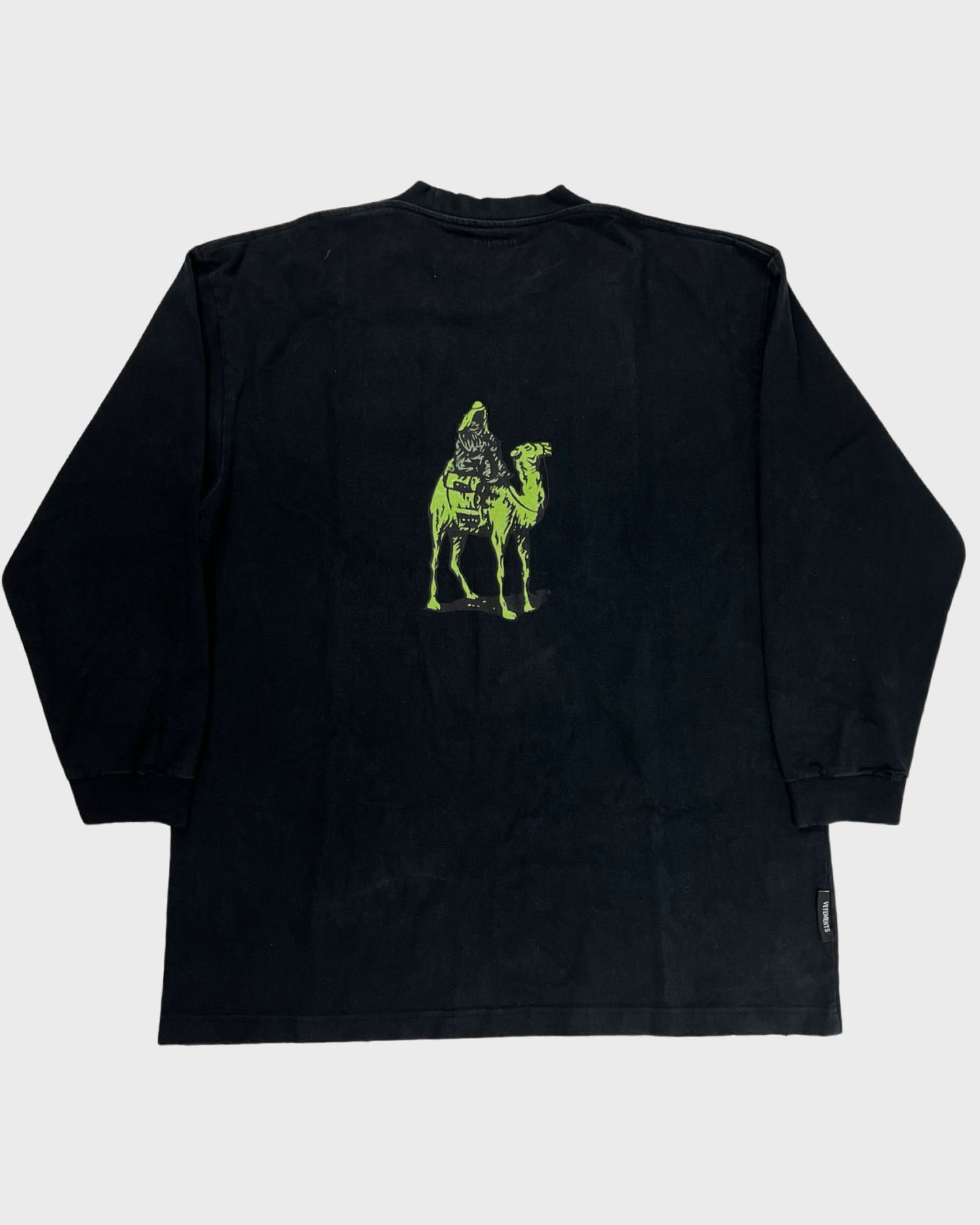 Vetements AW19 Silk Road Camel Long Sleeve T-shirt black SZ:S