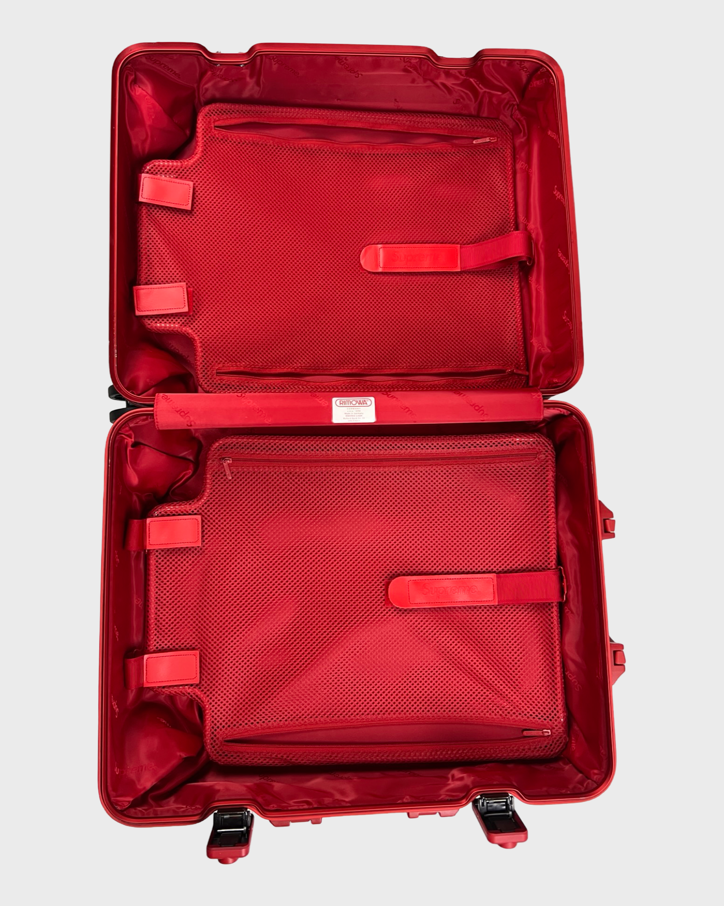 Rimowa X Supreme TOPAS MULTIWHEEL 45L Suitcase SZ:OS