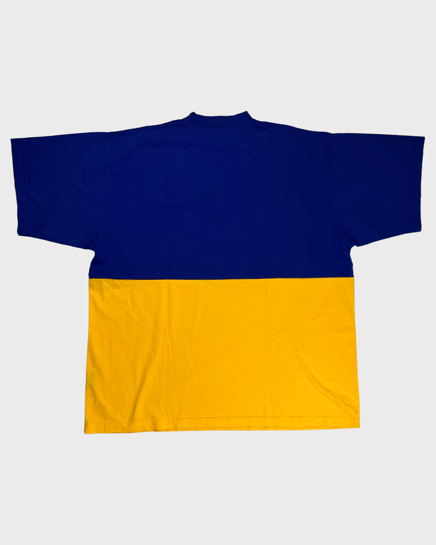 Balenciaga AW22 runway show gift oversized Ukraine T-shirt SZ:OS