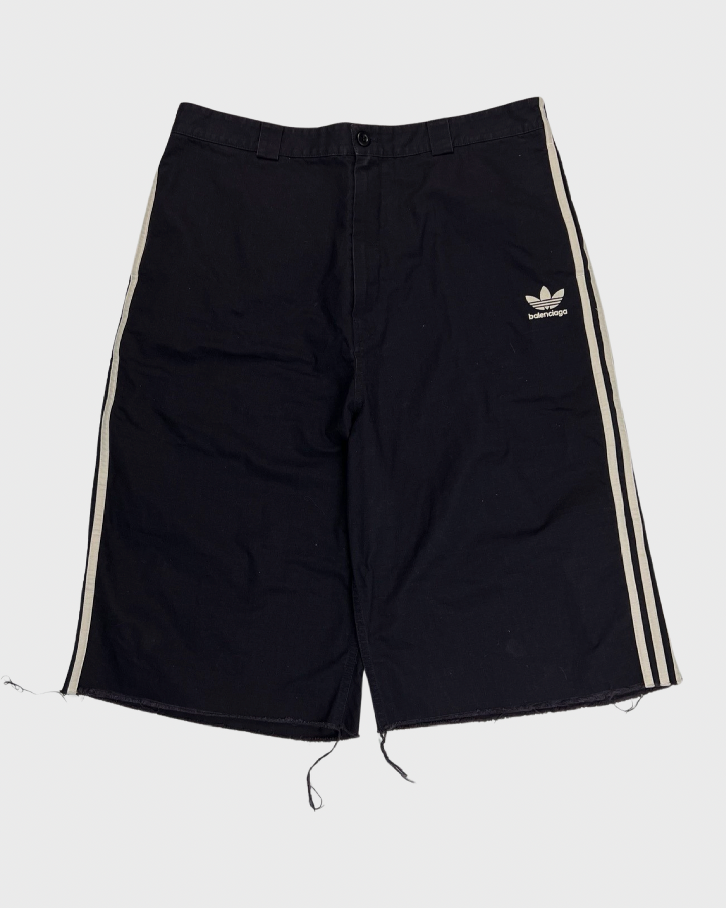 Balenciaga x Adidas cargo shorts SZ:L