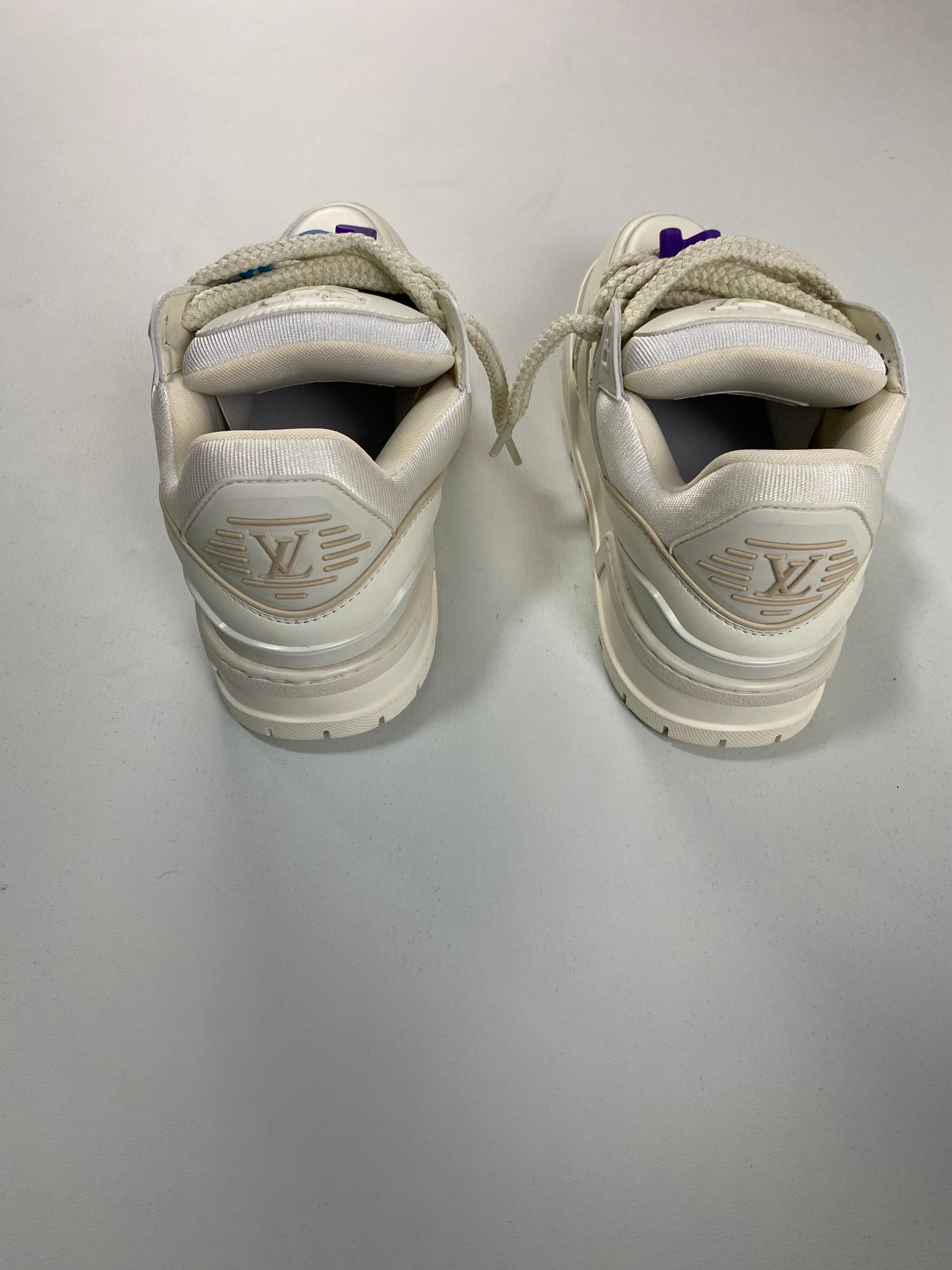LV AW22 Maxi Trainer sneakers in all white SZ:LV7