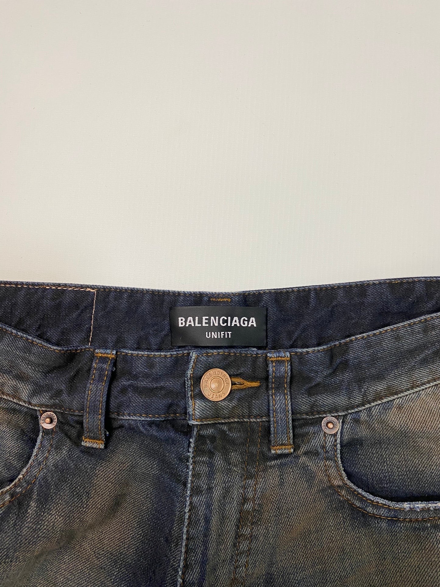 Balenciaga AW22 distressed destroyed skater jeans dirty blue wash SZ:S