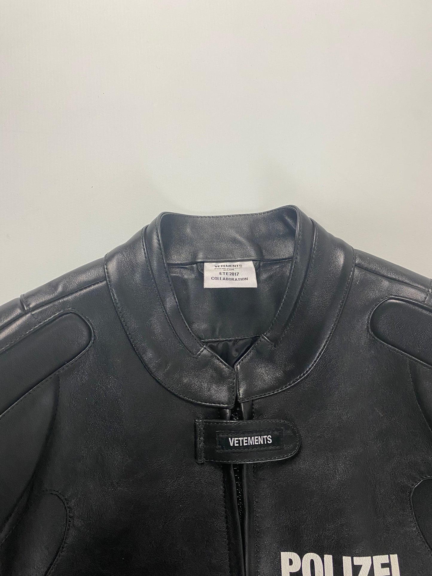 Vetements SS17 runway Polizei moto racing leather jacket in black SZ:S