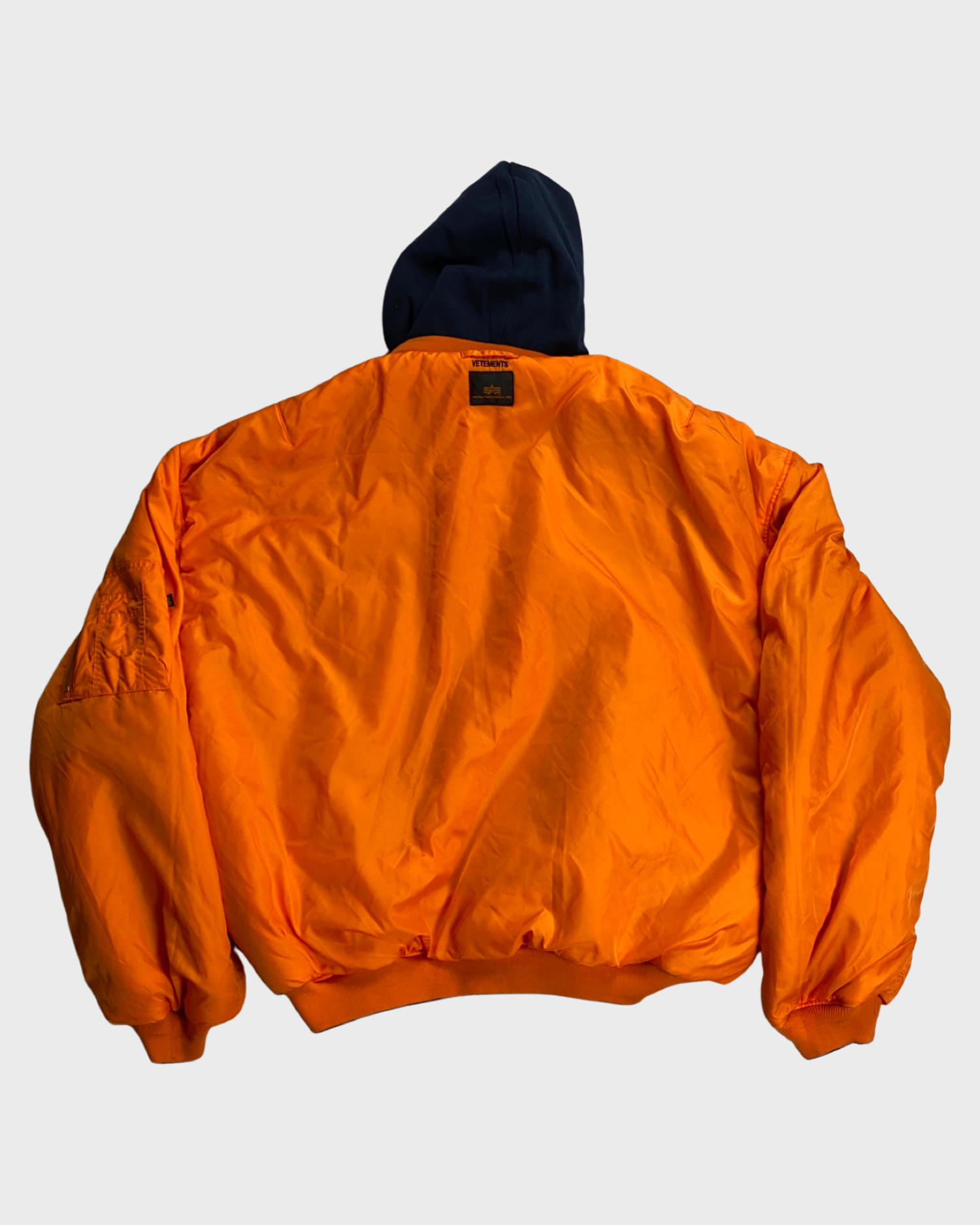 Vetements AW17 reversible oversized bomber jacket SZ:S