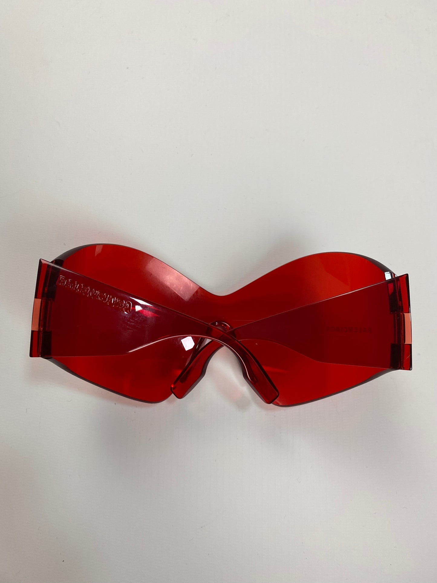 Balenciaga AW21 afterworld butterfly mask sunglasses in red SZ:OS