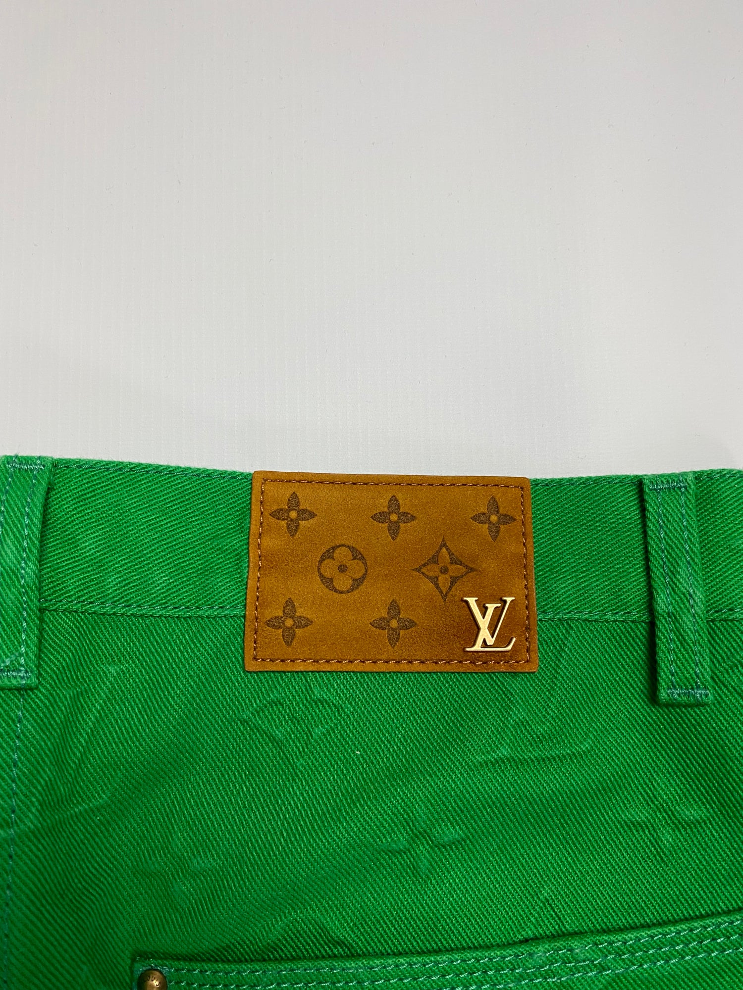 Louis Vuitton logo green 3D Hoodie - LIMITED EDITION