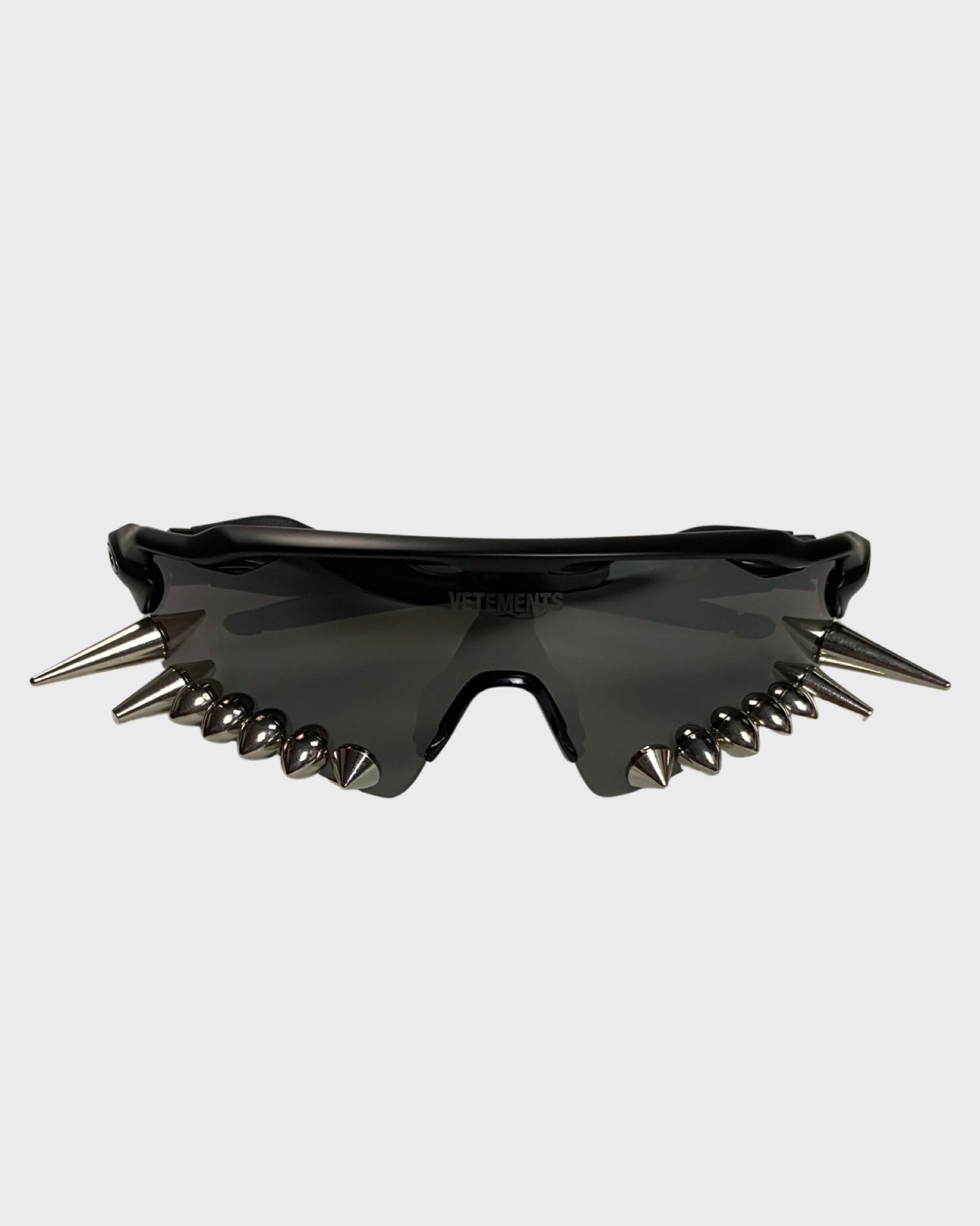 Vetements SS19 runway spiked Oakley 400 shades sunglasses black SZ OS Bankofgrails