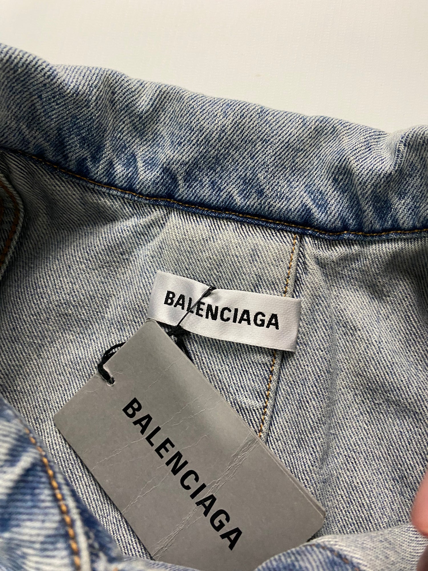 Balenciaga deconstructed denim jacket SZ:2|4