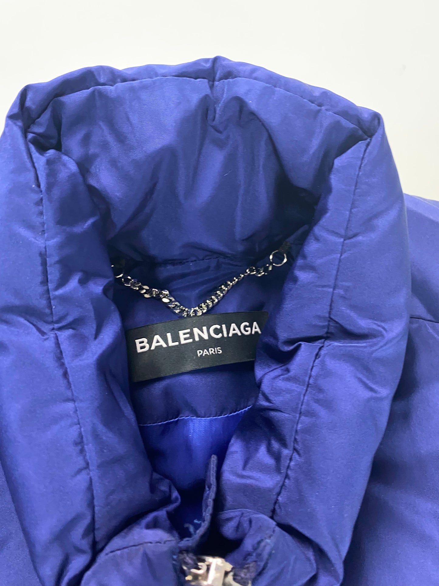 Balenciaga AW17 runway C-Shape puffer vest in royal blue SZ:50