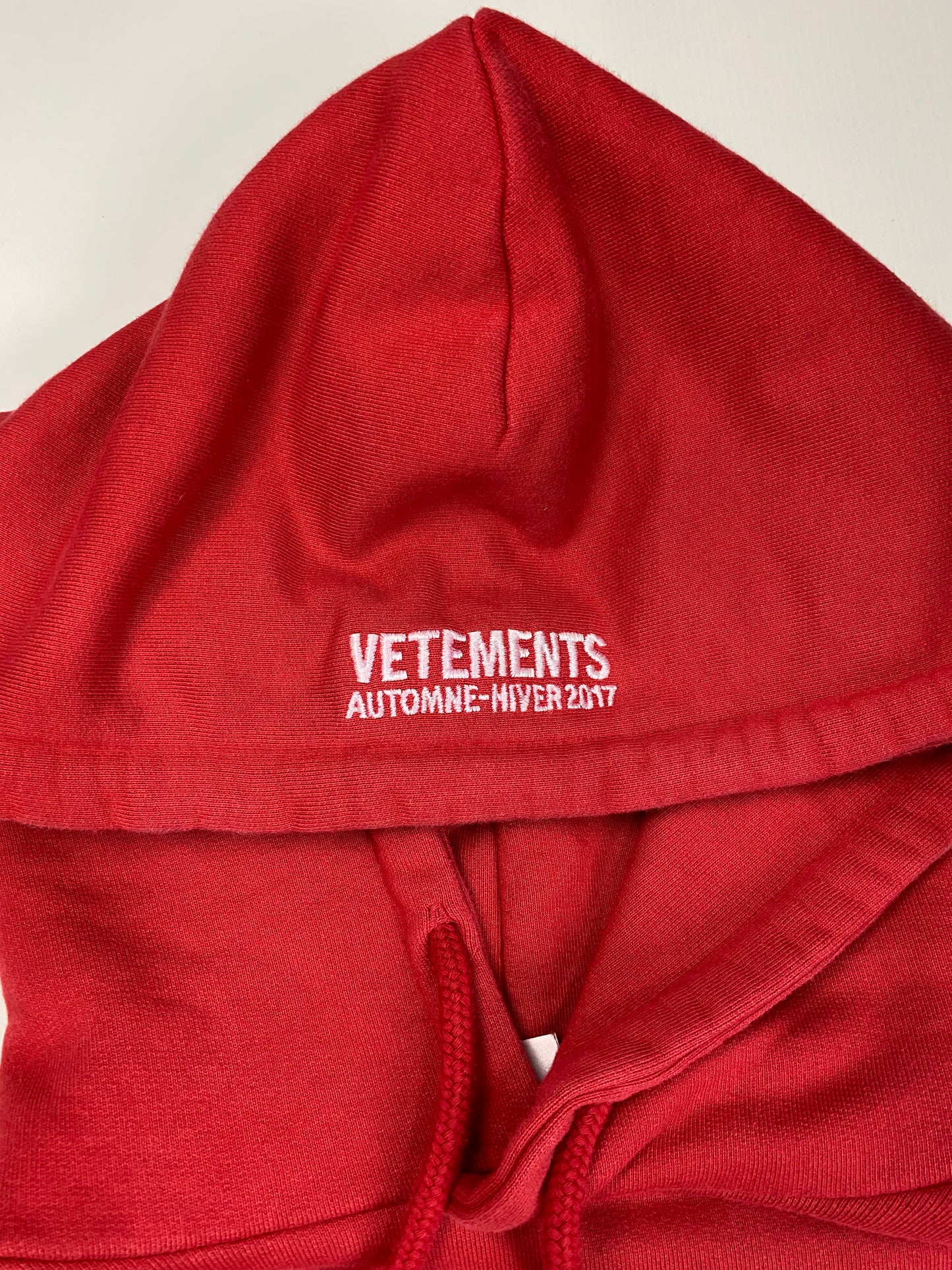 Vetements Seoul Exclusive oversized OG METAL hoodie in red SZ:XS|M