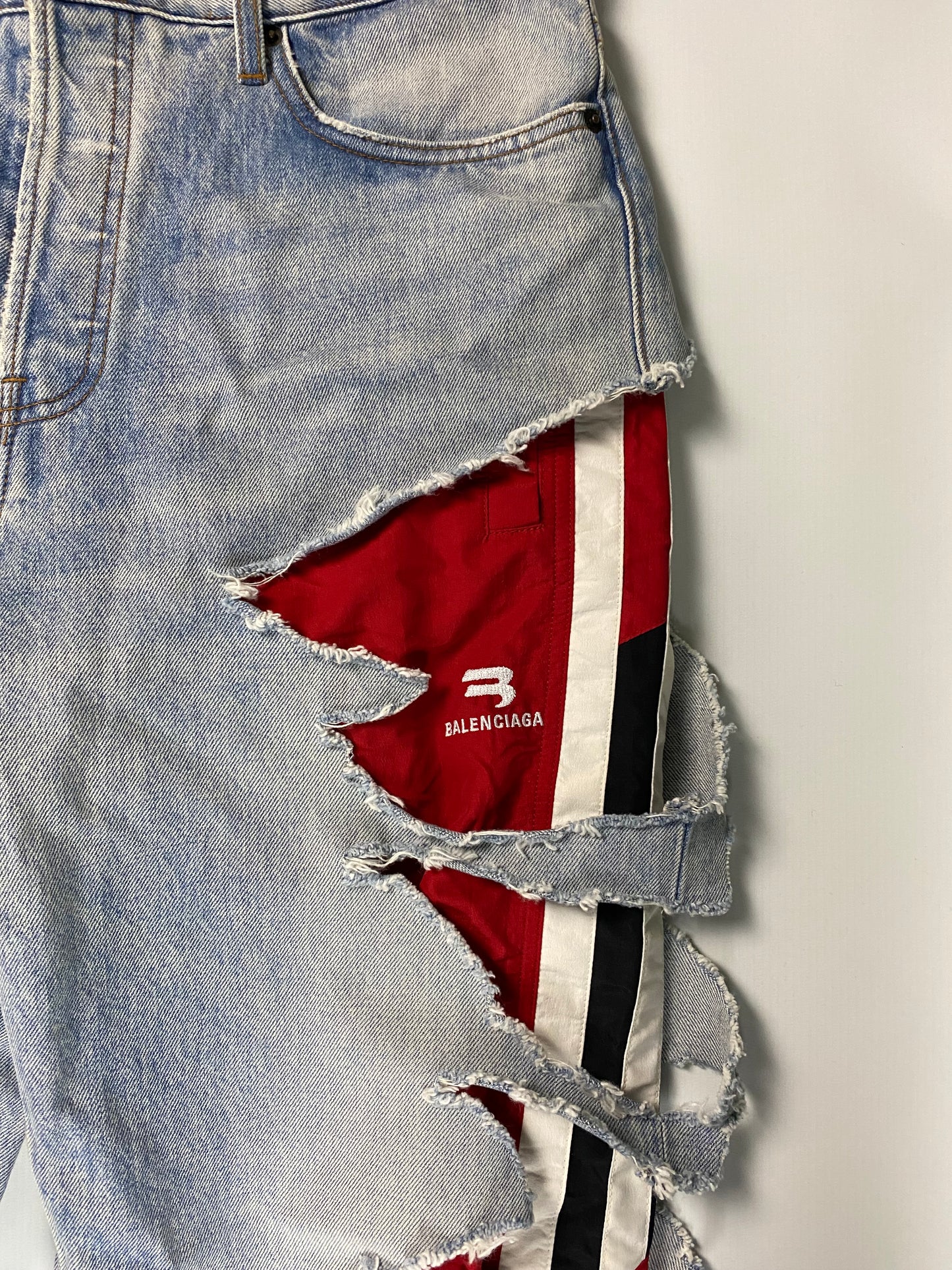 Balenciaga AW21 afterworld slashed jeans SZ:S|M
