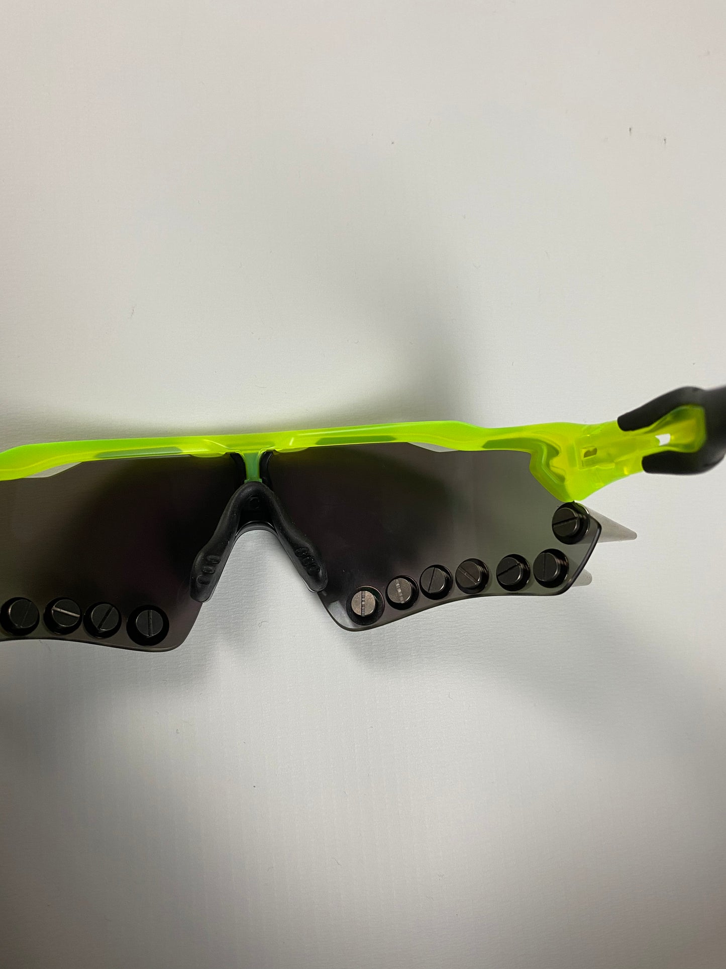 Vetements SS19 runway spiked Oakley 400 shades sunglasses lime green SZ:OS